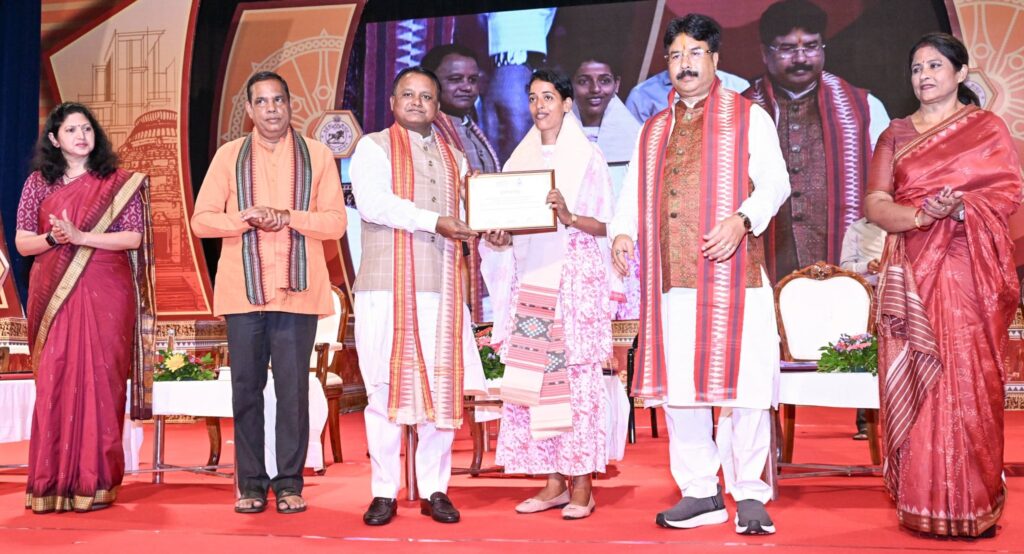 Odisha municipalities, Odisha NACs, Odisha urban governance, Mohan Majhi Odisha, Odisha pothole free roads, Local Self Governance Day Odisha, Odisha urban development, Odisha civic amenities, Odisha urban projects 2025