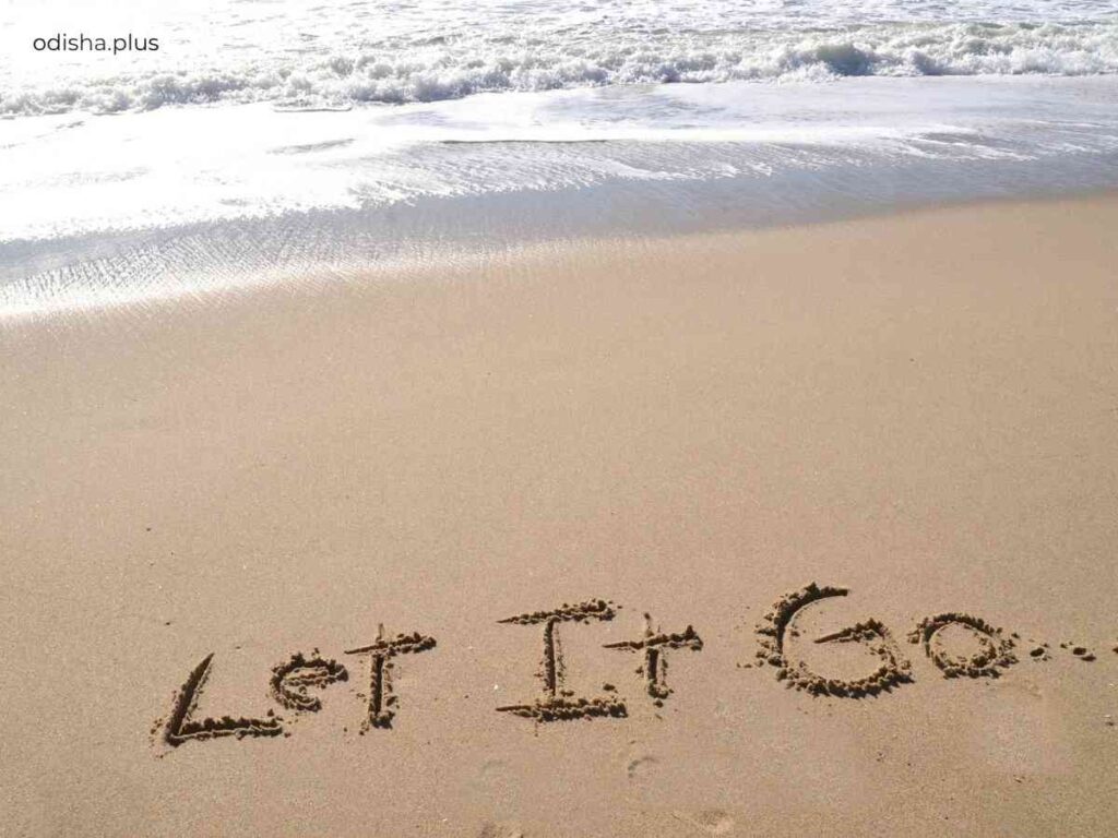 Inner peace, daily ritual, mental health, emotional wellness, let it go, dealing with negative people, self-love, mental cleaning, positive mindset, stress management