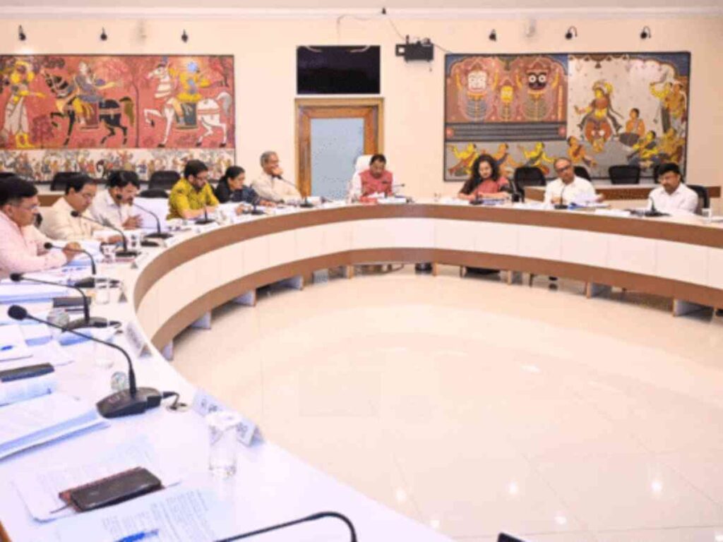 MMJJM 2.0, Odisha Cabinet, Mukhya Mantri Janajati Jeevika Mission, tribal livelihoods, PVTG, tribal development Odisha, Mohan Charan Majhi, Direct Benefit Transfer, rural development, Odisha government, tribal welfare, livelihood mission, ITDA, Odisha schemes, entrepreneurship